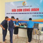 Bữa cơm công đoàn – Nét đẹp văn hóa doanh nghiệp